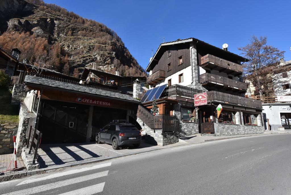 L'Ancien Paquier Chambre D'Hotes Valtournenche Exterior foto