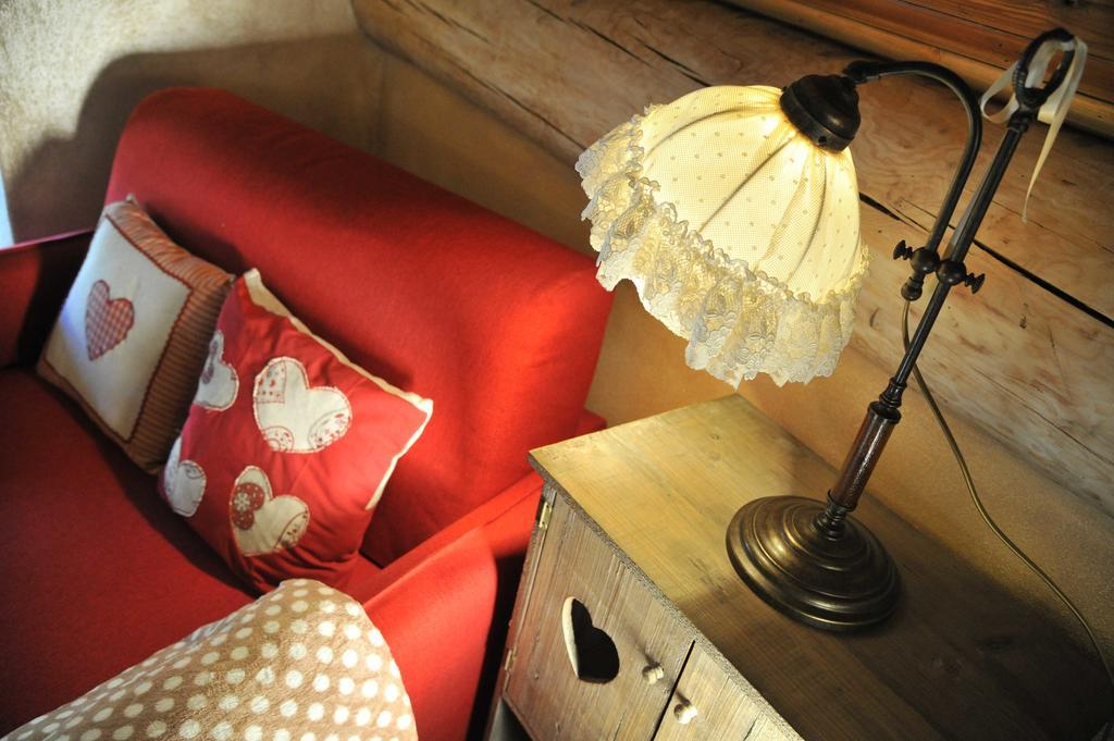 L'Ancien Paquier Chambre D'Hotes Valtournenche Exterior foto