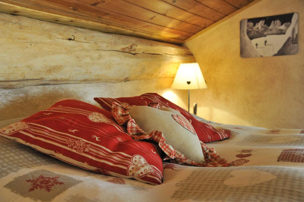 L'Ancien Paquier Chambre D'Hotes Valtournenche Exterior foto