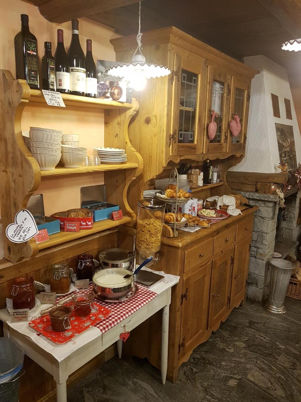L'Ancien Paquier Chambre D'Hotes Valtournenche Exterior foto